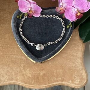 Tiffany Heavy Chain “Return to Tiffany” Necklace.